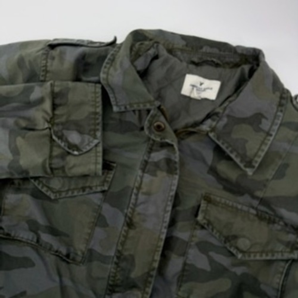 American Eagle Camo Field‎ Jacket XL Green Camouflage Quilted Lining Utility